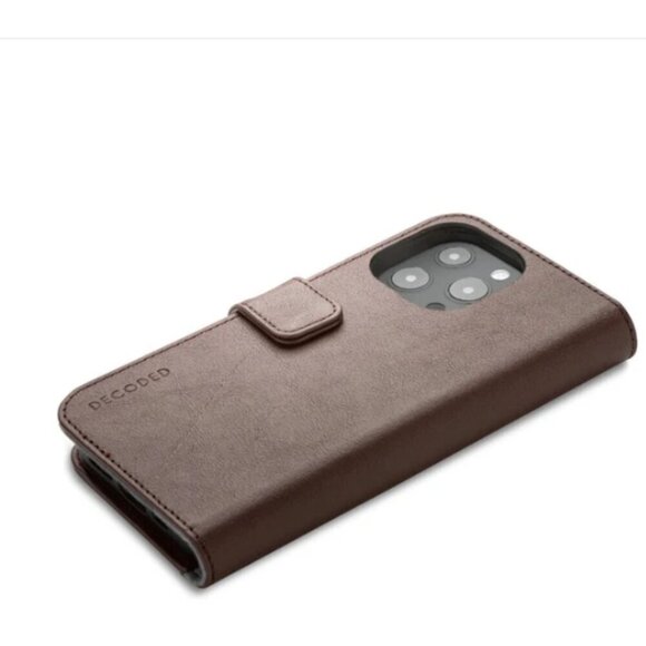 Decoded iPhone 13 Pro Brown Leather Folio MagSafe Wallet Case Detachable - Picture 7 of 11